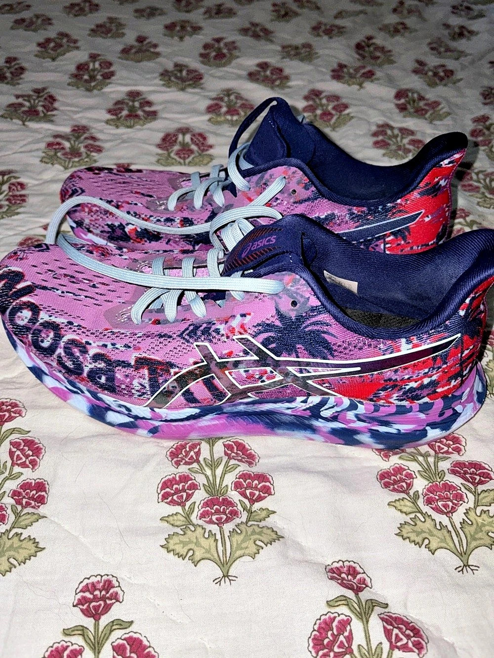 ASICS noosa Tri 14 Women's Purple, red & Blue US 10